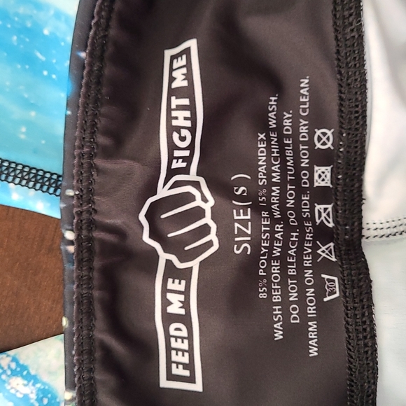 Feed Me Fight Me Leggings - Picture 4 of 5